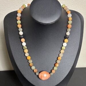 Vintage Polished Agate Semi Precious Stone Bead Necklace Boho